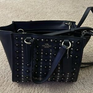 Coach smooth leather navy shoulder bag